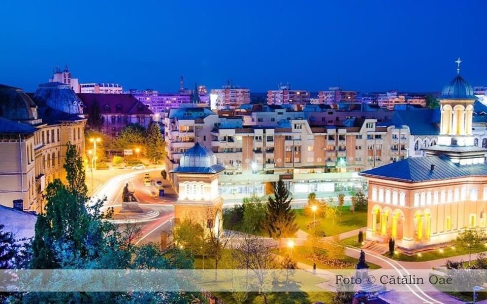 Glamour Ultracentral Craiova Exteriér fotografie